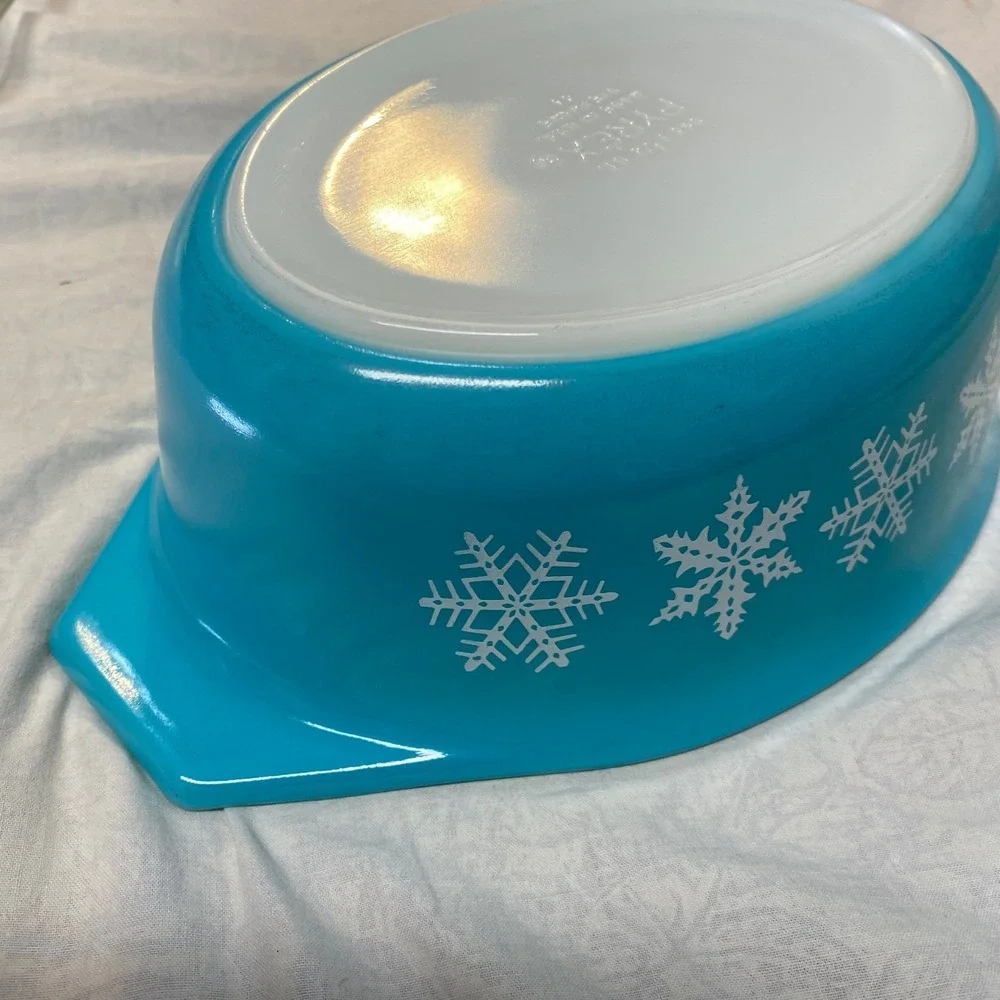 Vintage Pyrex 043 Snowflake Blue 1.5 Qt Casserole Dish w/ 943-C Lid USA